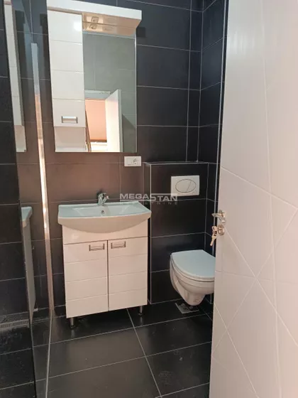 29. novembra (Borča) | 4zida.rs