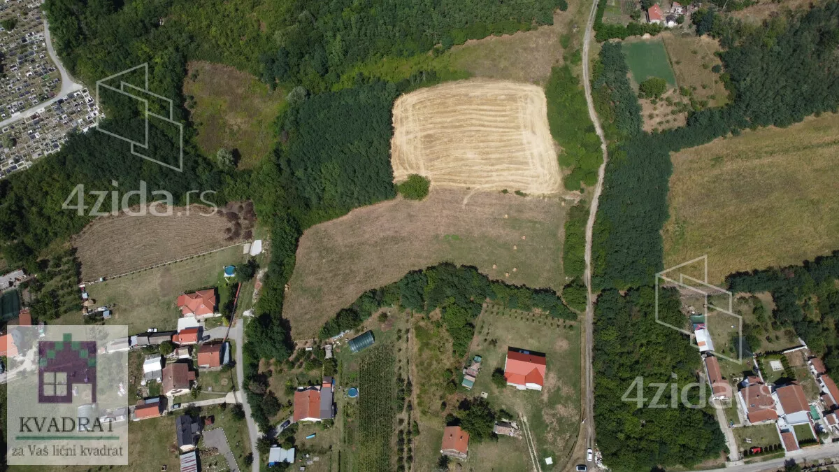 Plac | 4zida