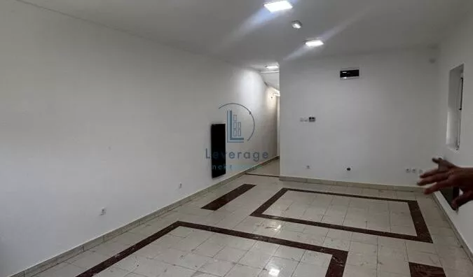 Lokal | 4zida