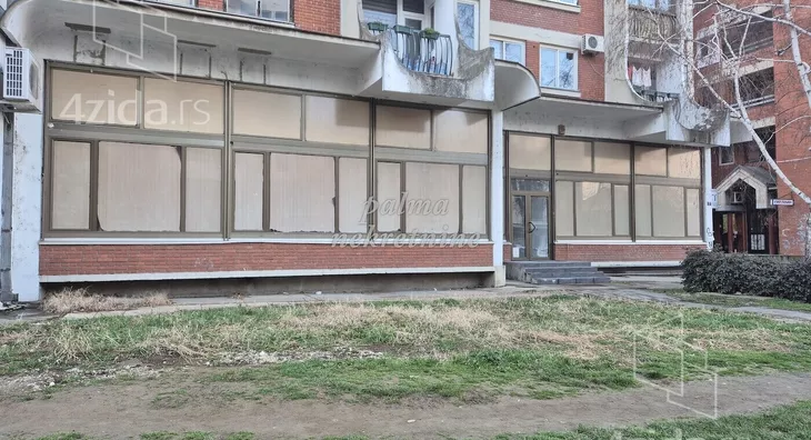 Poslovni prostor | 4zida