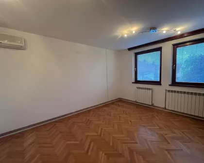 Lipov Gaj | 4zida.rs