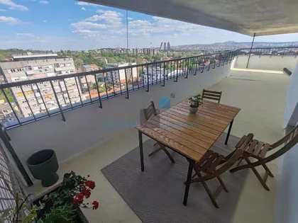 Učitelja Miloša Jankovića | 4zida.rs