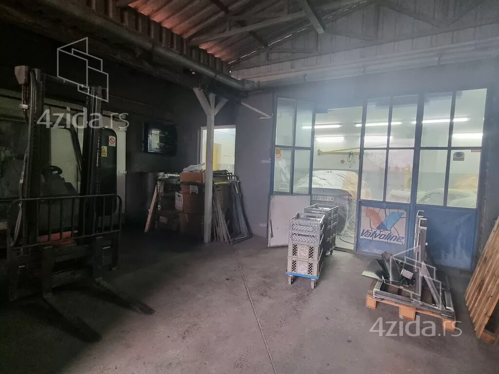 Poslovni prostor | 4zida