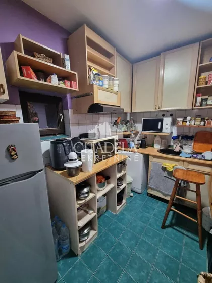 Crnogorska | 4zida.rs