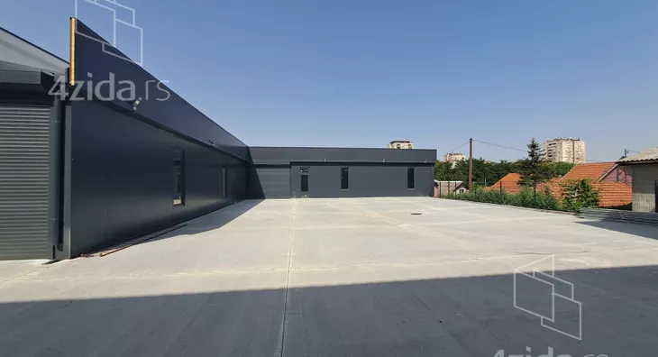 Poslovni prostor | 4zida