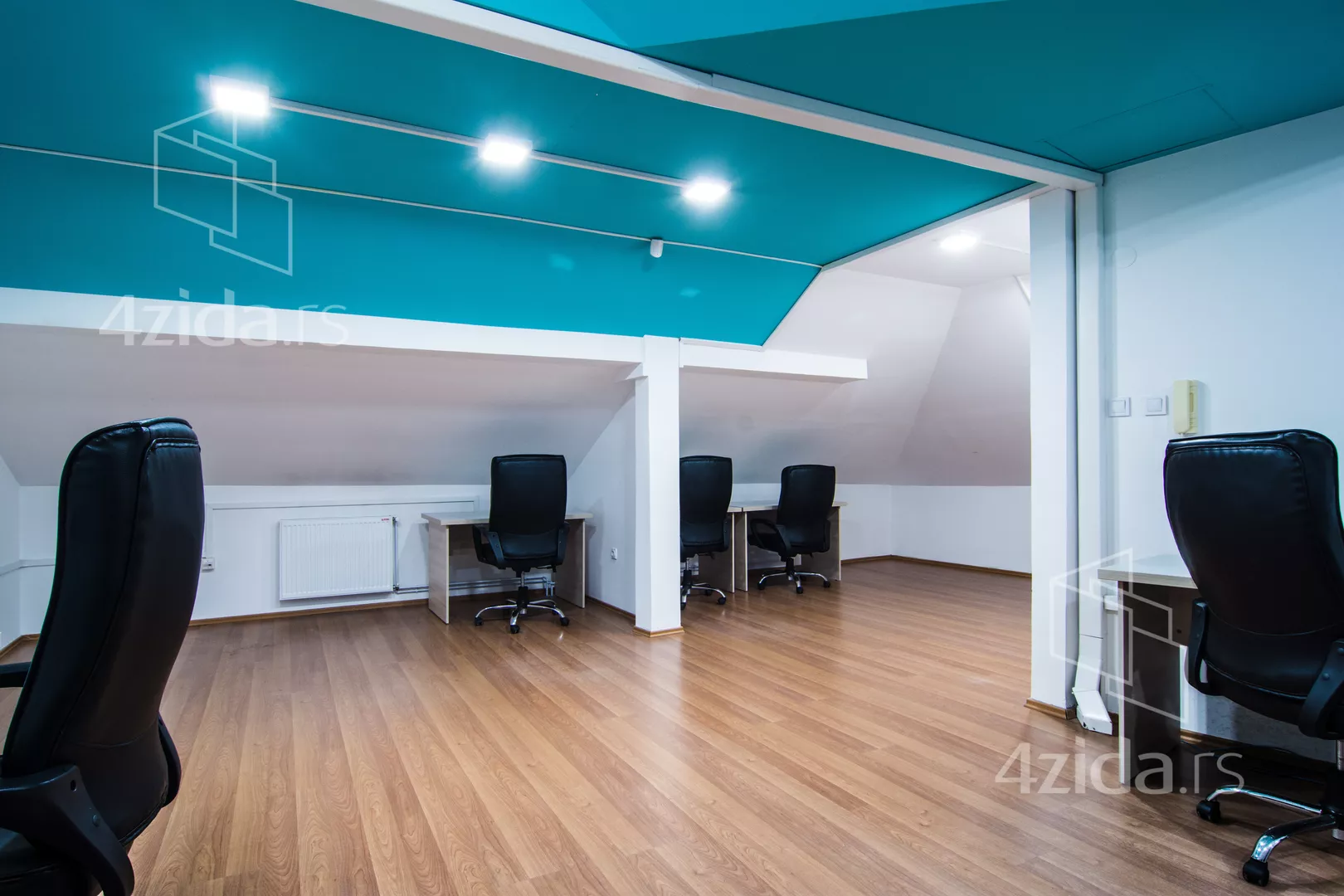 Poslovni prostor | 4zida