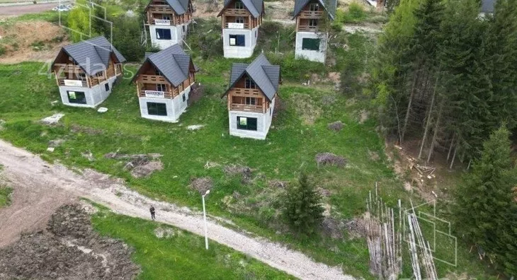 Plac | 4zida
