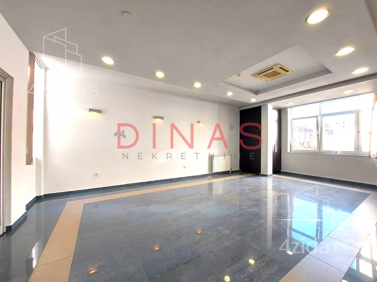 Poslovni prostor | 4zida