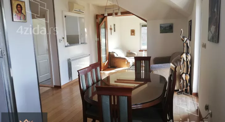 Petosoban stan | 4zida