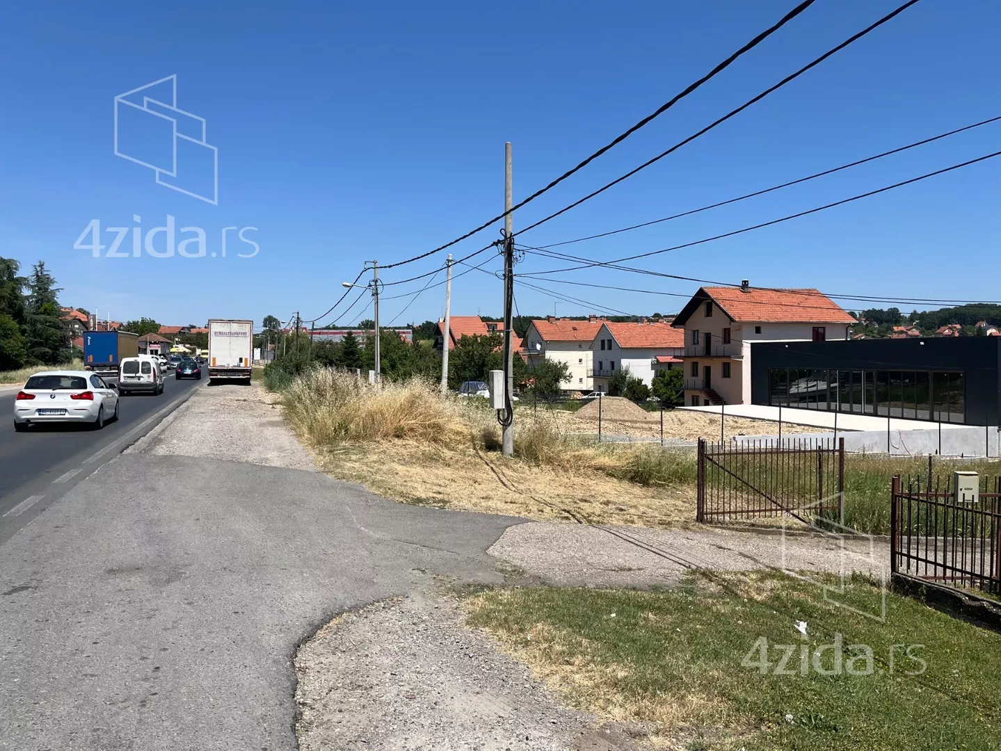 Lokal | 4zida