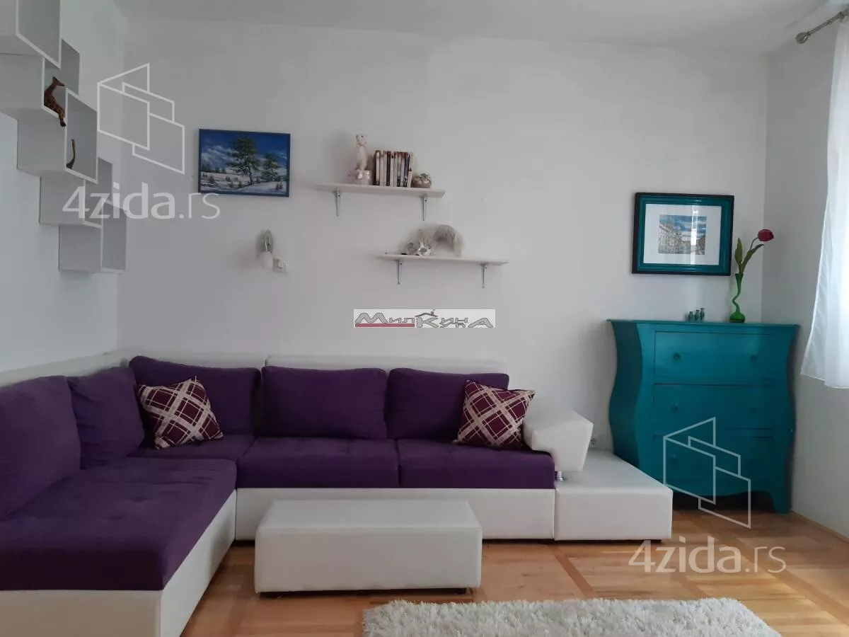 Garsonjera | 4zida
