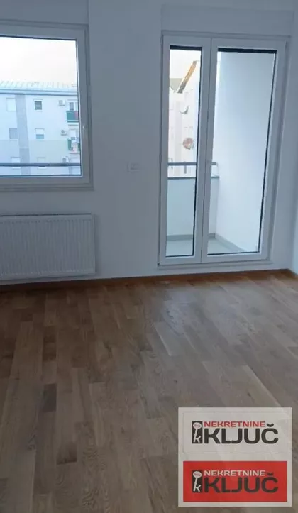 Bulevar Patrijarha Pavla (Somborski Bulevar) | 4zida.rs