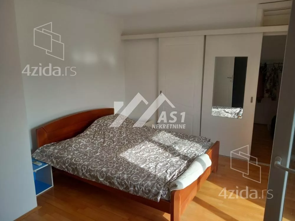 4-etažna kuća | 4zida