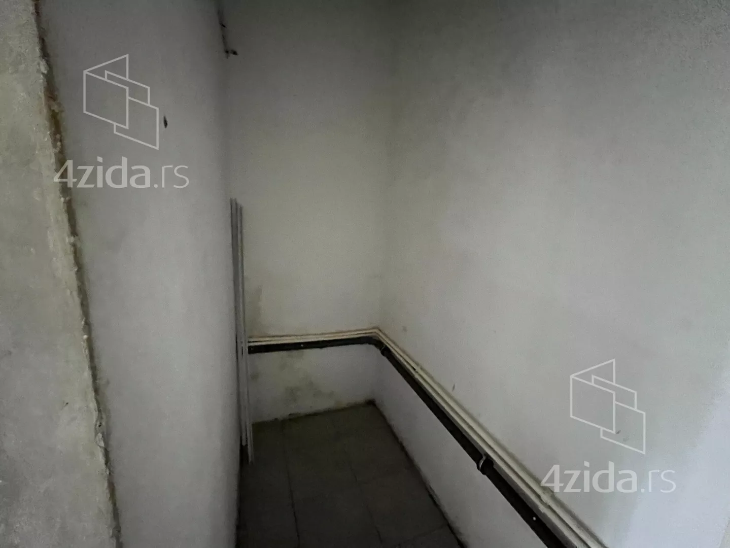 Lokal | 4zida
