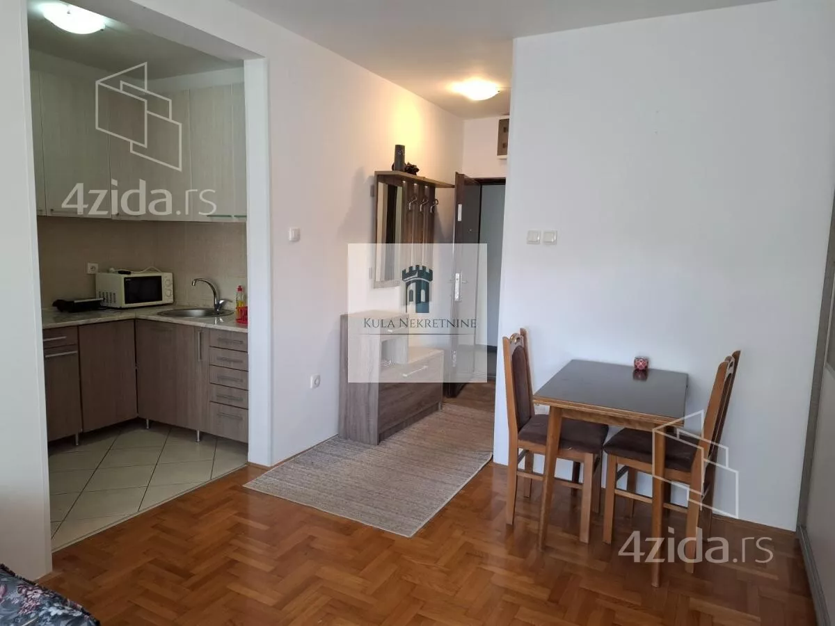 Garsonjera | 4zida