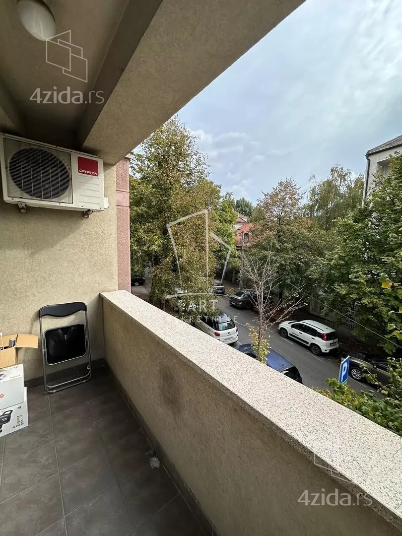 Kancelarija | 4zida