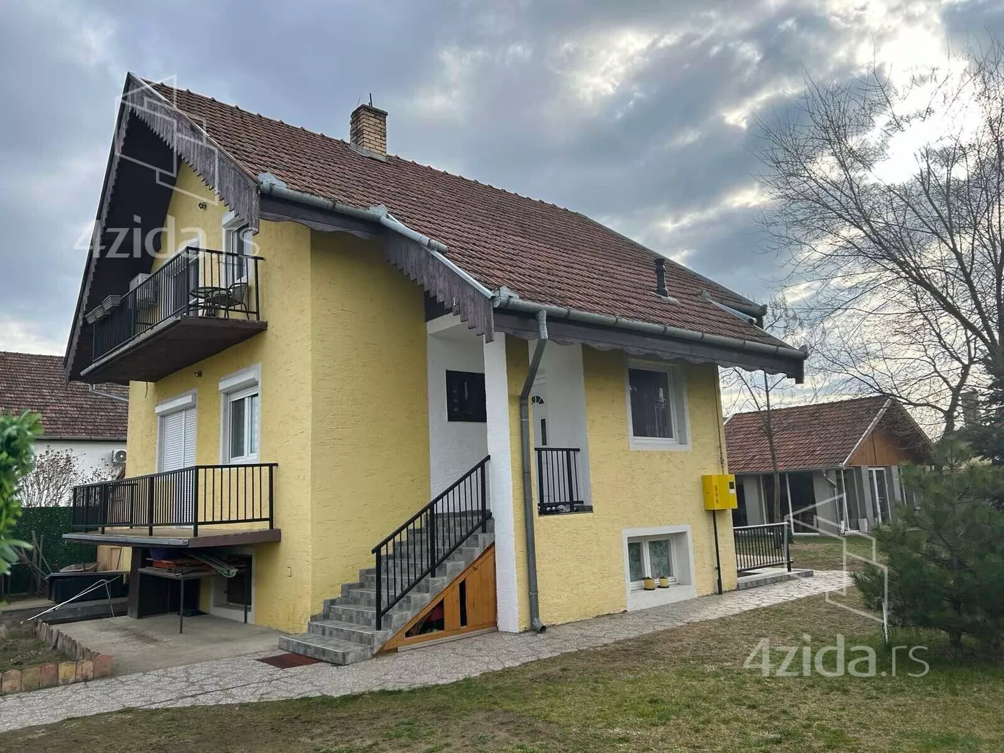 3-etažna kuća | 4zida