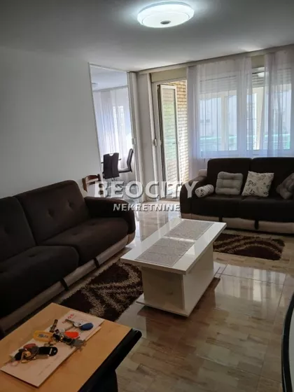 Nedeljka Gvozdenovića | 4zida.rs