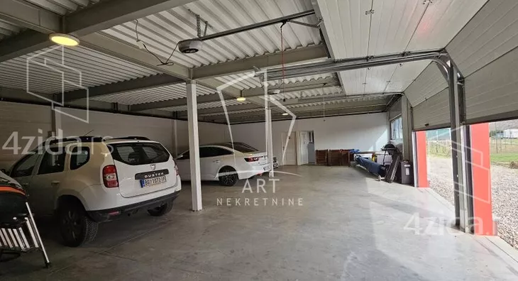 Poslovni prostor | 4zida