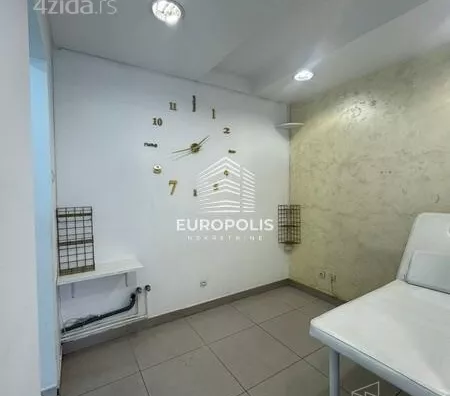 Lokal | 4zida