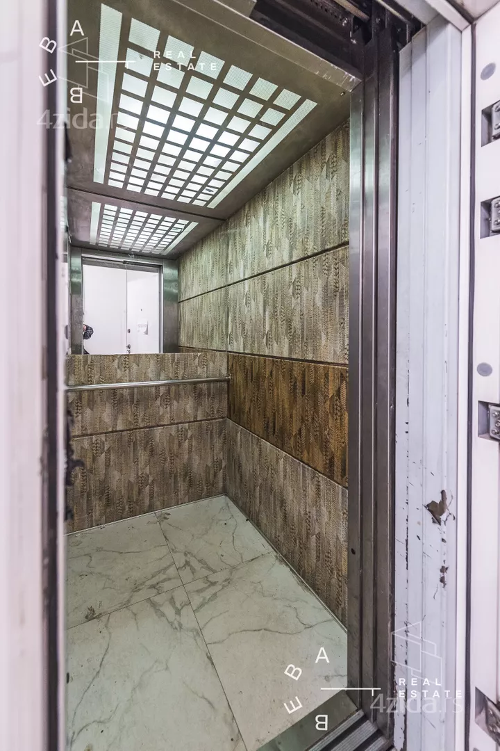 Šestosoban stan | 4zida