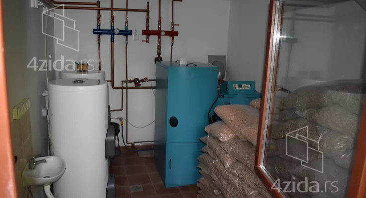 4-etažna kuća | 4zida