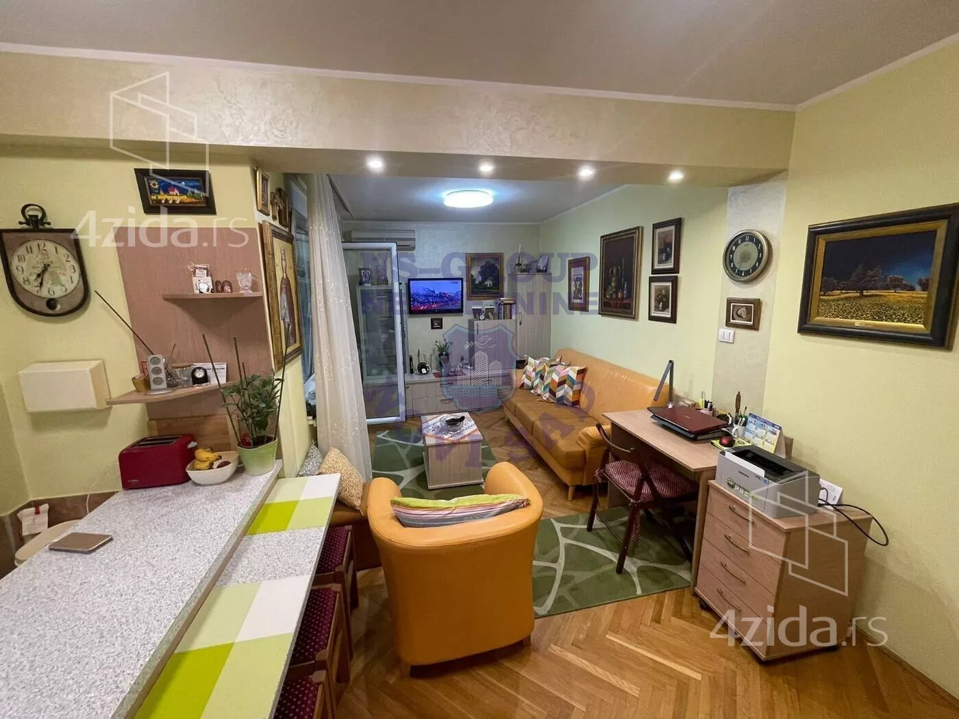 Jednoiposoban stan | 4zida