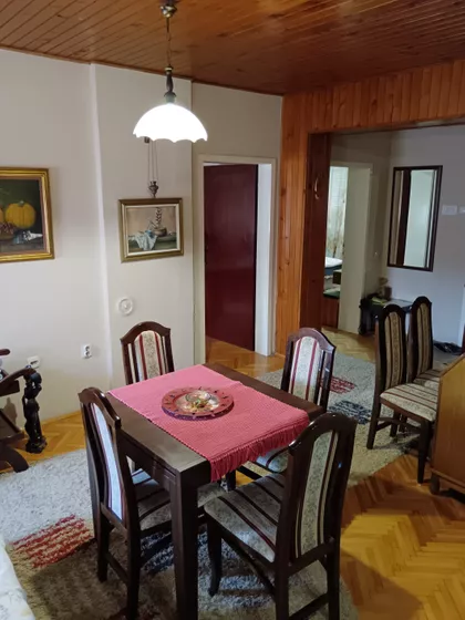 Trg 14.Oktobar | 4zida.rs