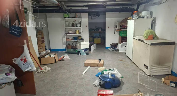 3-etažna kuća | 4zida