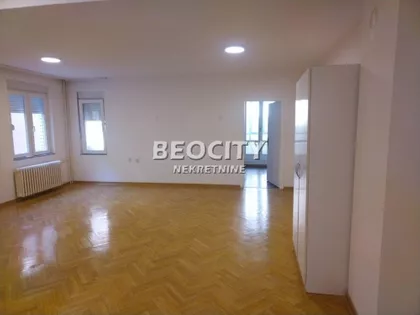 Lamartinova | 4zida.rs