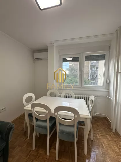 Bulevar Cara Lazara 54 | 4zida.rs
