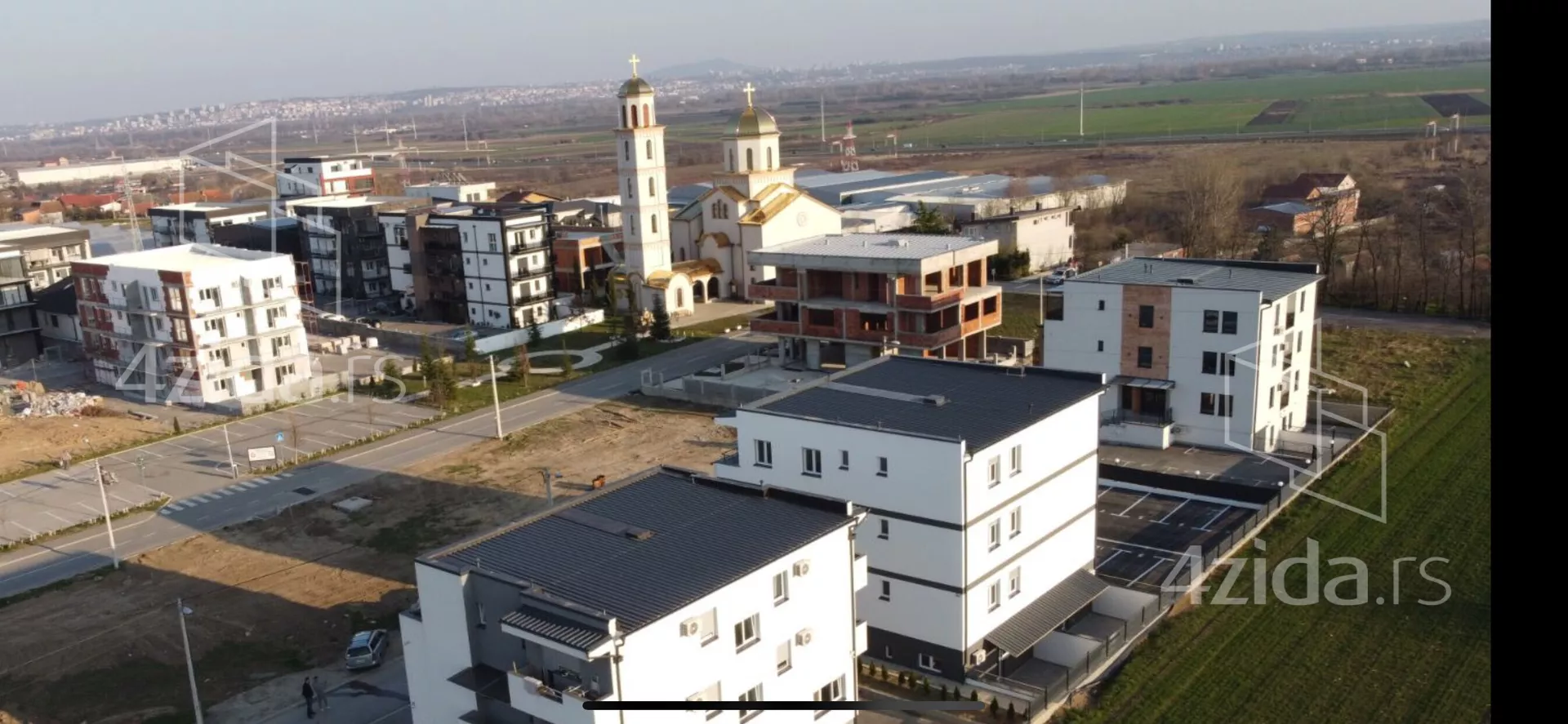 Jednoiposoban stan | 4zida