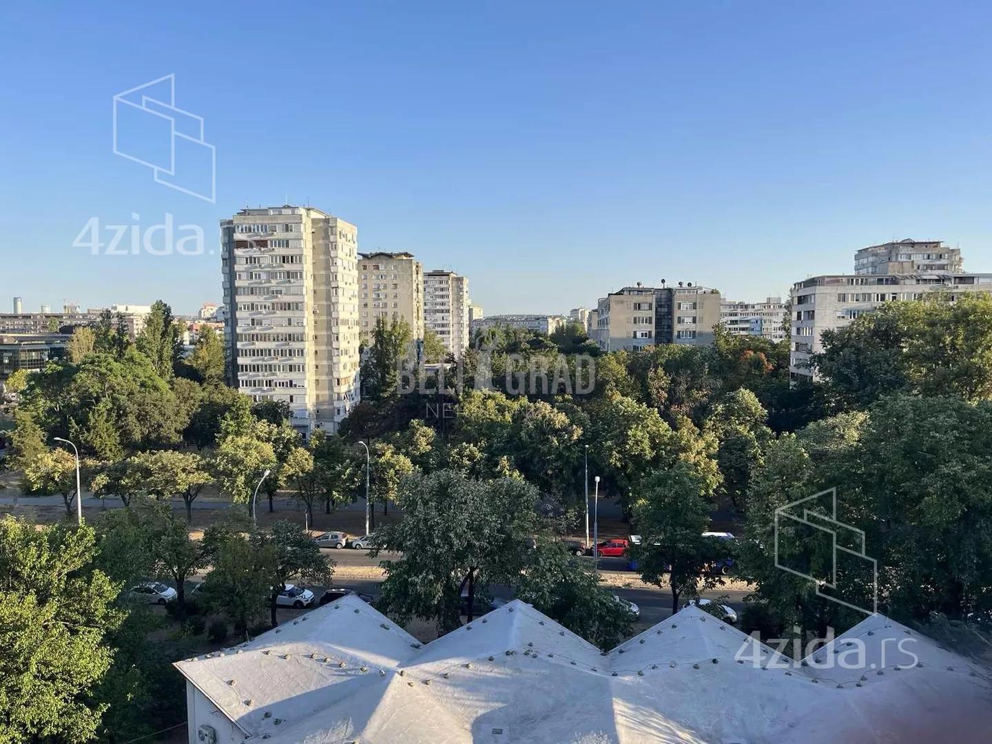 Petosoban stan | 4zida