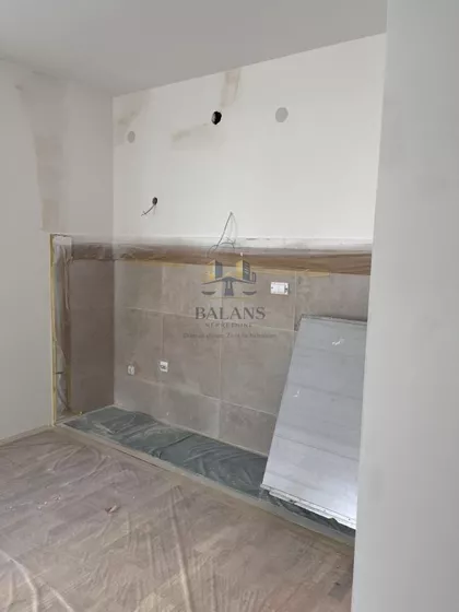 Stari Banovci | 4zida.rs