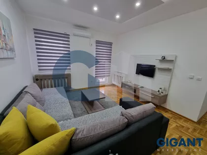 Miljana Miljanića | 4zida.rs