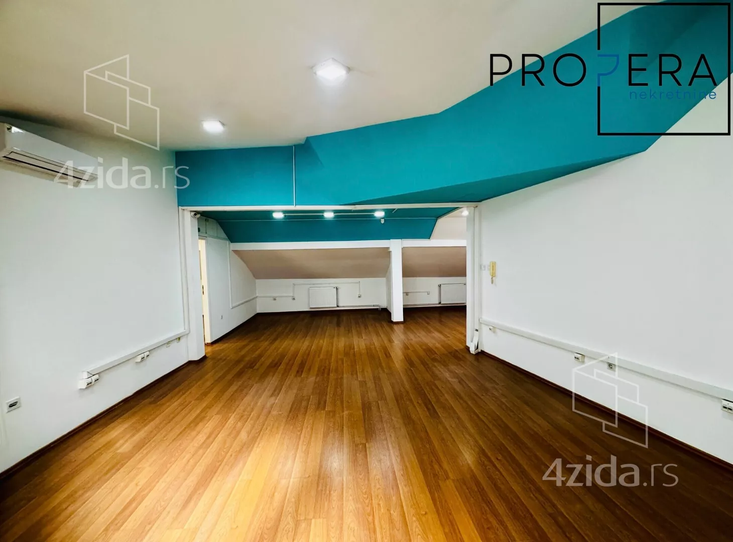 Poslovni prostor | 4zida