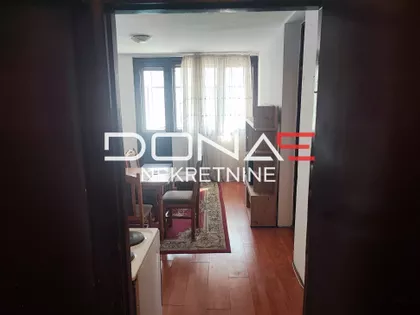 Apelovac | 4zida.rs
