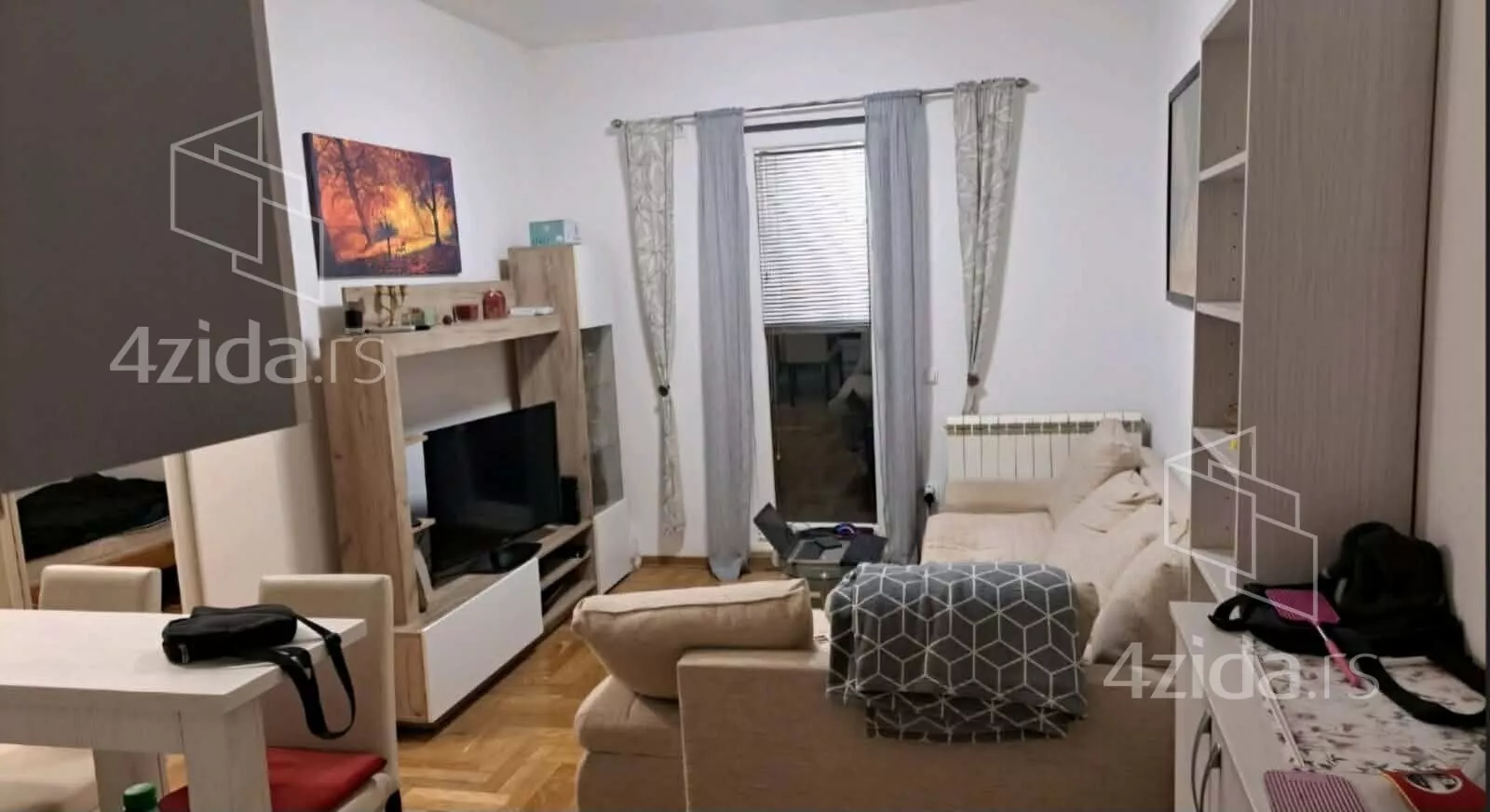 Dvoiposoban stan | 4zida