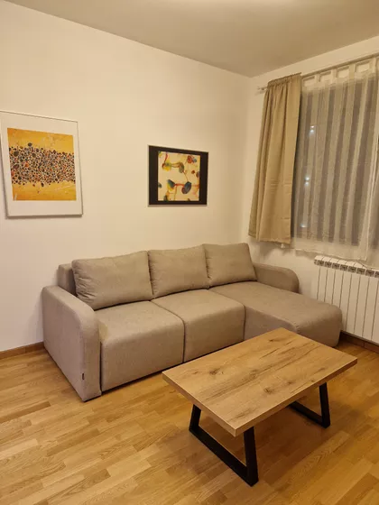 Karpoševa 38 | 4zida.rs