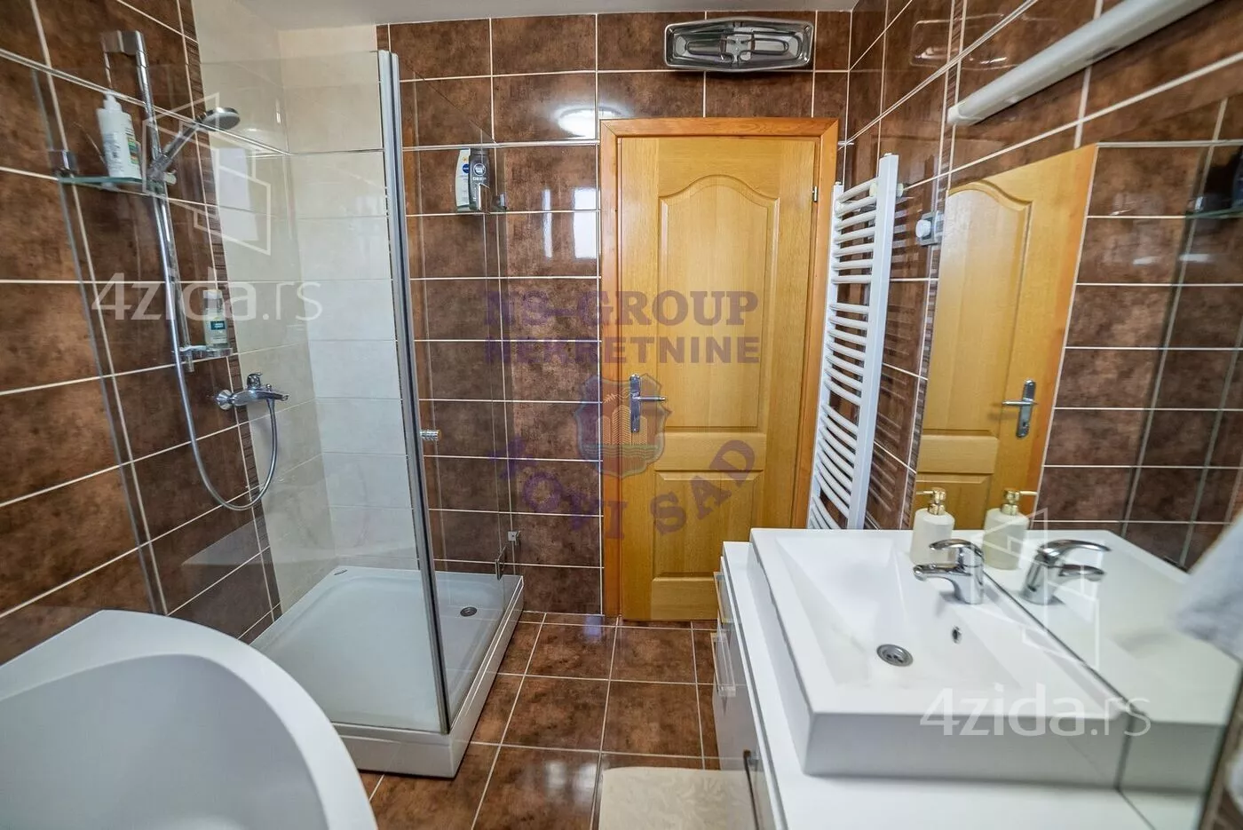 4-etažna kuća | 4zida