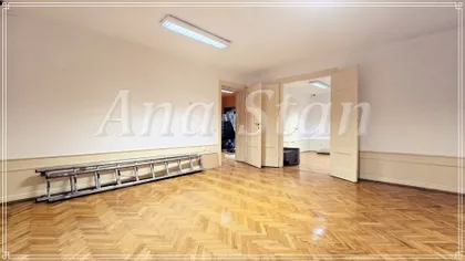 Autokomanda | 4zida.rs