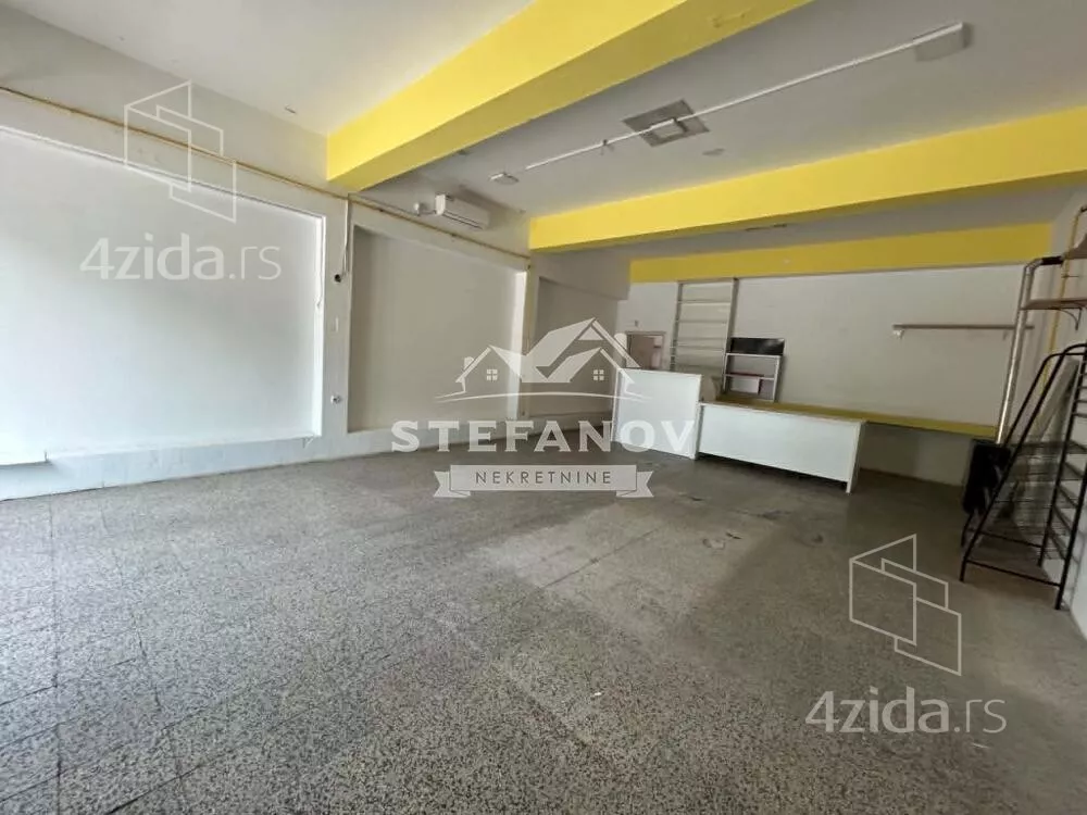 Lokal | 4zida