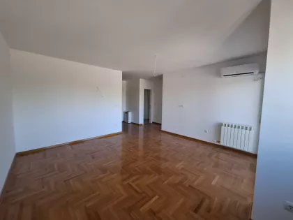 Gradske lokacije | 4zida.rs