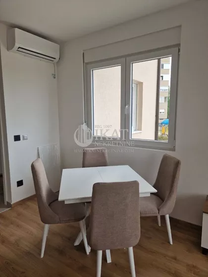 Vojvode Vlahovića | 4zida.rs