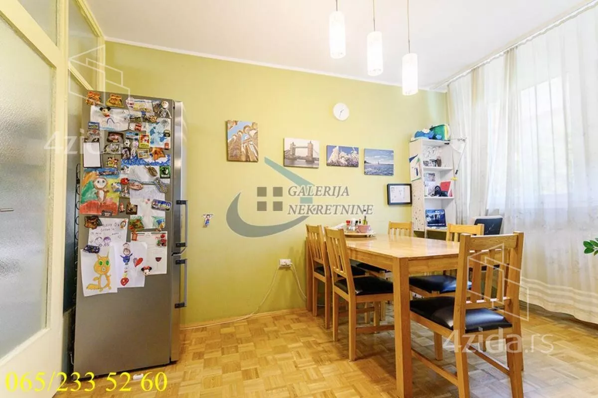 Četvorosoban stan | 4zida