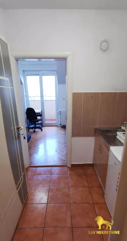 DOŽA ĐERĐA | 4zida.rs