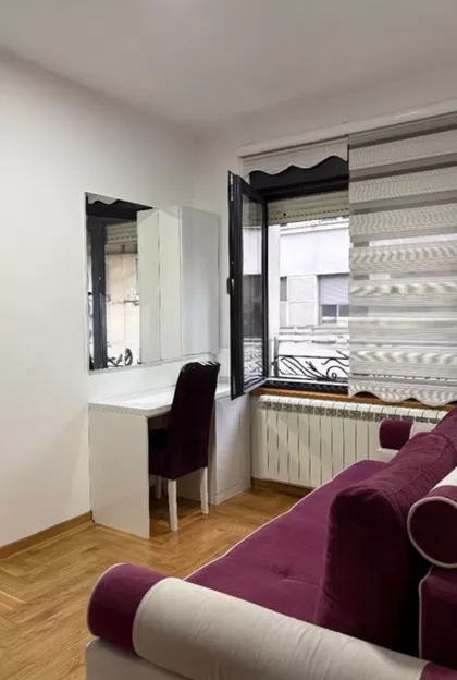 Crveni Krst Vračar | 4zida.rs