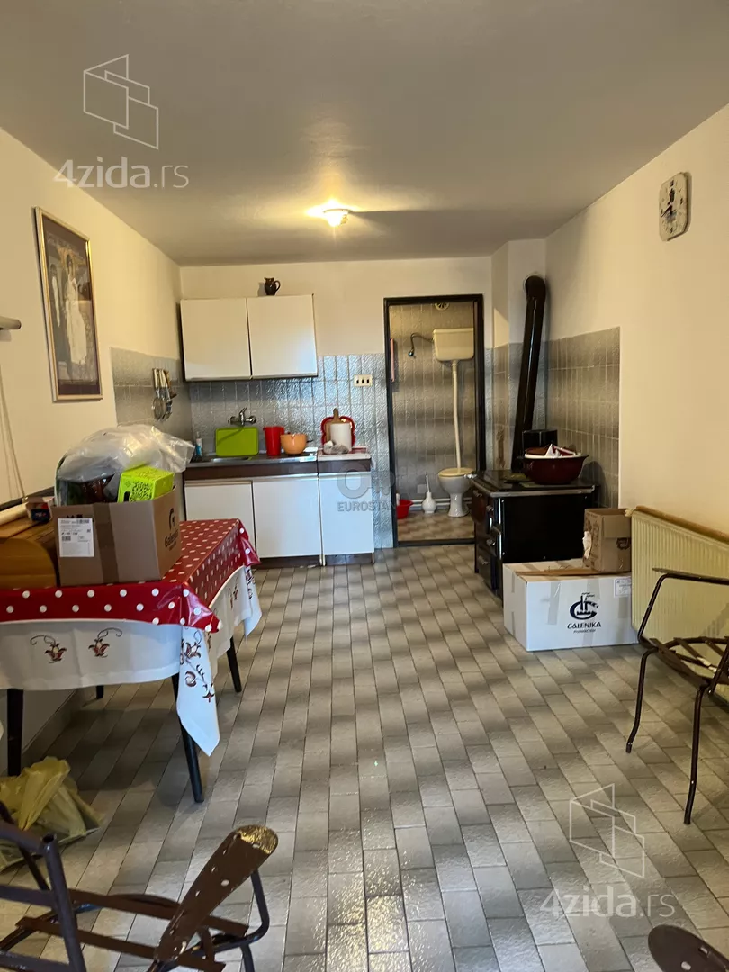 3-etažna kuća | 4zida