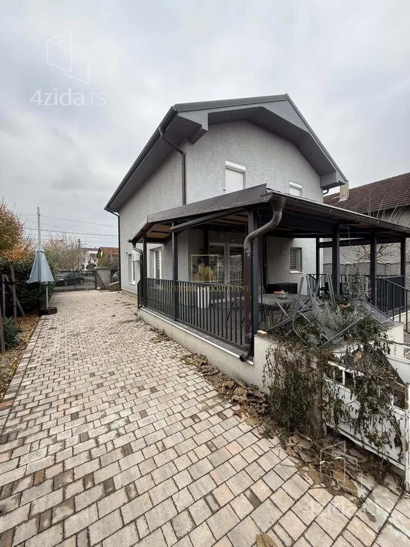 Kuća | 4zida