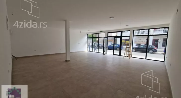 Poslovni prostor | 4zida
